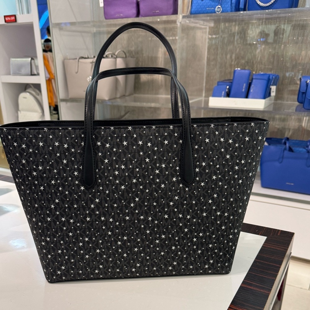 Michael Kors Arden Signature Black with Stars Tote Bag - Picture 3 of 6
